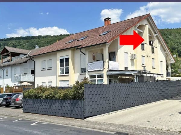 Immobilie in Klingenberg am Main - Schicke Dachgeschosswohnung in Röllfeld - Bild 2