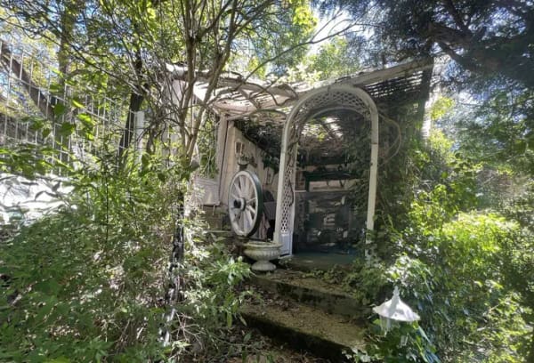 Immobilie in Bad Gottleuba-Berggießhübel - Sanierungsobjekt für Liebhaber in ruhiger Wohnlage von Bad Gottleuba-Berggießhübel - Bild 2