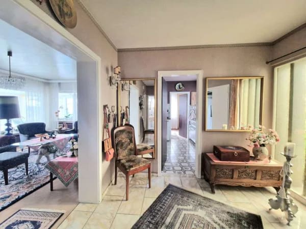 Immobilie in Aichwald - Familienfreundliches Zuhause mit viel Platz und Potenzial - Bild 4