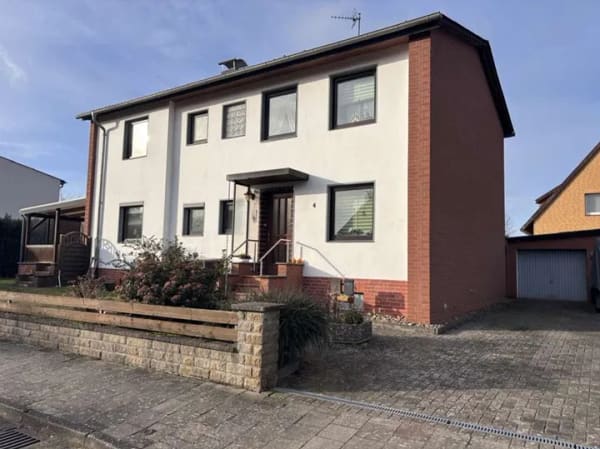 Immobilie in Liebenau - Liebenau - Großes Einfamilienhaus mit Einliegerwohnung - Bild 1
