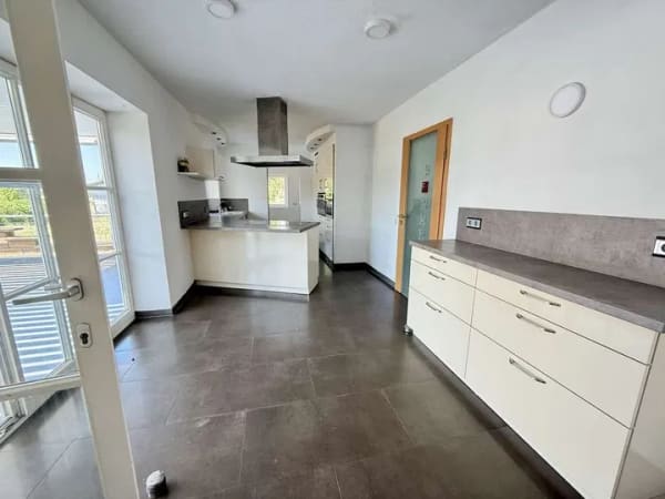 Immobilie in Neuried - TOP-Wohnung mit großzügigen Wohnflächen + weiteren Wohnflächen zur Nutzung - Bild 2