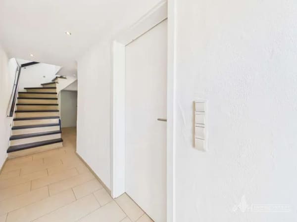 Immobilie in Traben-Trarbach - Einfamilienhaus in 56841 Wolf | ca. 177 m² Wohnfläche | 4ZK2B |saniert | Panoramablick - Bild 3