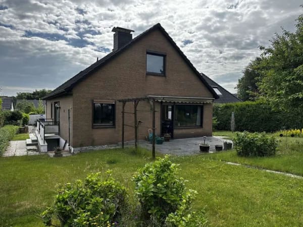 Immobilie in Mönkeberg - Einfamilienhaus mit potenzial in ruhiger Lage von Mönkeberg - Bild 0