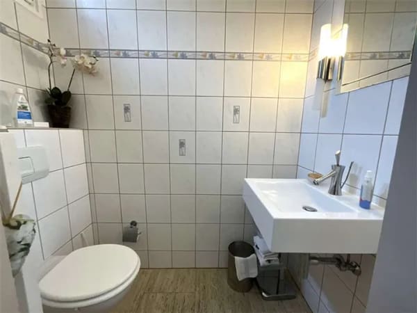 Immobilie in Rosengarten - Doppelbungalow mit Platz und eingewachsenem Grundstück in den Harburger Bergen - Bild 4