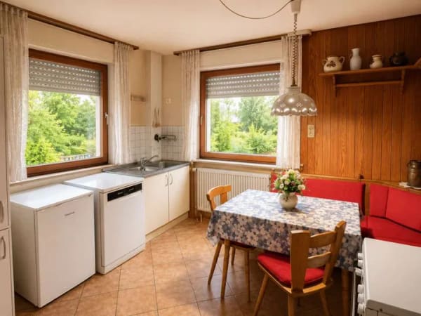 Immobilie in Forbach - Freistehendes Zweifamilienhaus mit viel Potenzial in Forbach (Langenbrand) - Bild 2