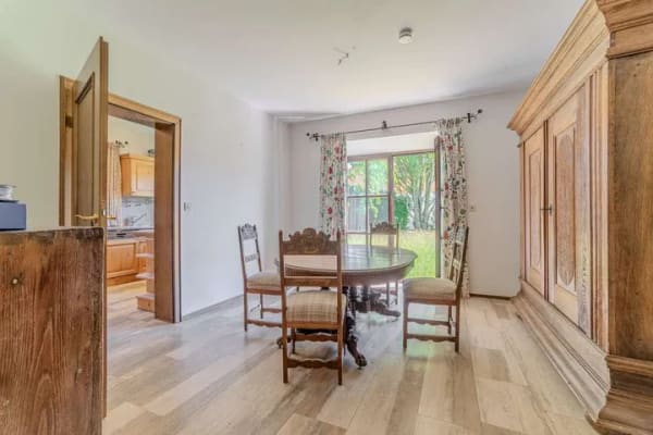 Immobilie in Griesstätt - Großzügige Villa auf Traumgrundstück / KAUF GEGEN GEBOT - Bild 4