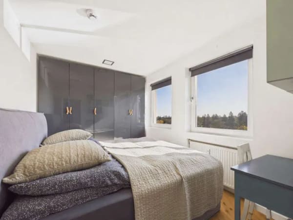 Immobilie in Gröbenzell - SITULI: Frei, elegante 3-Zimmer-Wohnung im obersten Geschoss mit hochwertiger Ausstattung - Bild 3