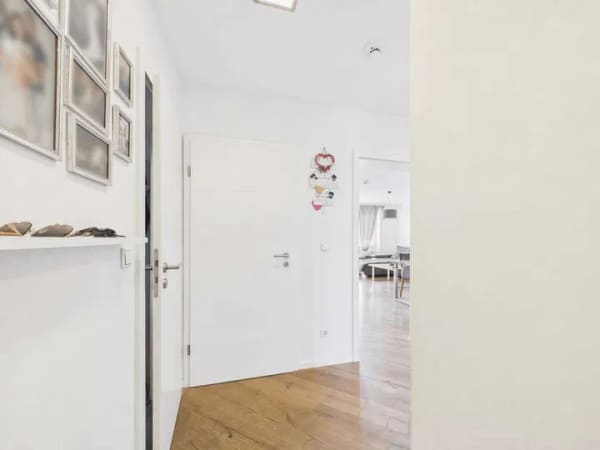 Immobilie in Gröbenzell - SITULI: Frei, elegante 3-Zimmer-Wohnung im obersten Geschoss mit hochwertiger Ausstattung - Bild 4