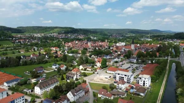 Immobilie in Berching - Traumhafte Penthaus-NEUBAU-Wohnung - sofort einzugsbereit!
Berching - Zentrum - Bild 1