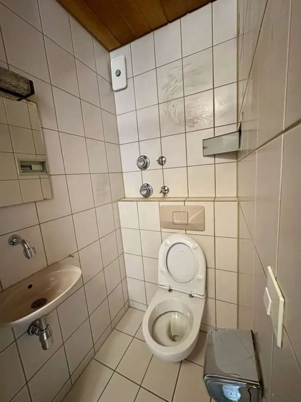 Immobilie in Ostfildern - 2-Zimmer-Wohnung in zentraler Lage von Ostfildern-Nellingen! - Bild 4