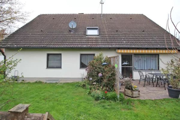 Immobilie in Gessertshausen - Gepflegtes Ein- oder Zweifamilienhaus in ruhiger Lage - Bild 2