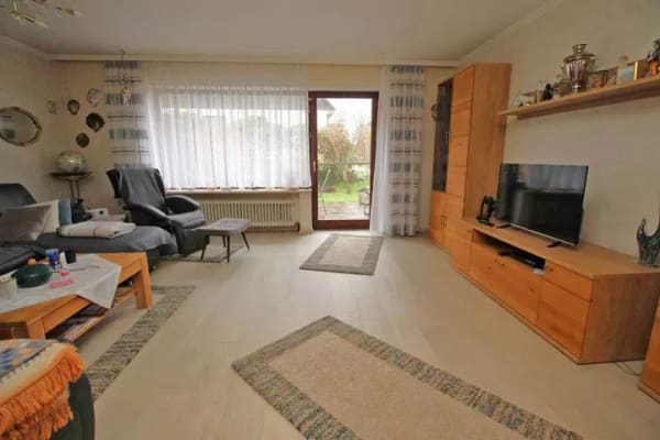Immobilie in Gessertshausen - Gepflegtes Ein- oder Zweifamilienhaus in ruhiger Lage - Bild 3