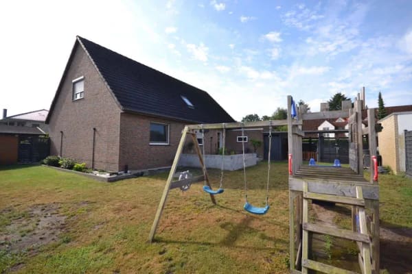 Immobilie in Langwedel - HVV Immobilien: Charmantes Einfamilienhaus mit Einliegerwohnung  im Top –Zustand! - Bild 2