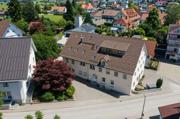 Immobilie in Neukirch - Werthaltige Kapitalanlage im Zentrum Neukirchs - Charmante 3-Zimmer-Erdgeschoss-Wohnung - Bild 0