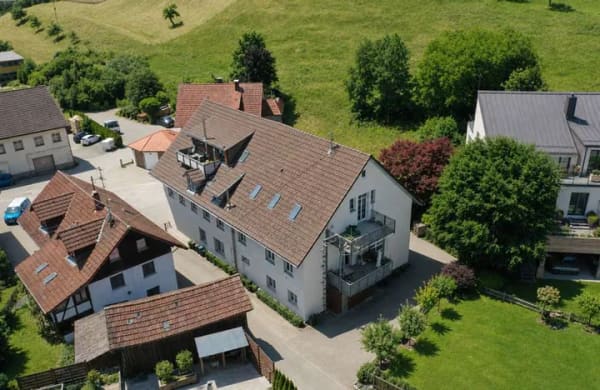 Immobilie in Neukirch - Werthaltige Kapitalanlage im Zentrum Neukirchs - Charmante 3-Zimmer-Erdgeschoss-Wohnung - Bild 1