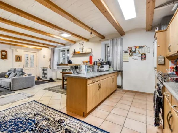 Immobilie in Neukirch - Werthaltige Kapitalanlage im Zentrum Neukirchs - Charmante 3-Zimmer-Erdgeschoss-Wohnung - Bild 3