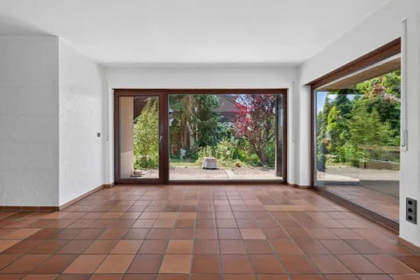 Immobilie in Remchingen - Provisionsfrei! Ein Haus, viele Möglichkeiten: Freistehendes Einfamilienhaus mit ELW in Nöttingen! - Bild 3