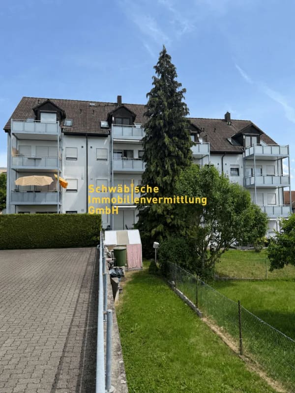 Immobilie in Magstadt - Leerstand, sonnige 2-Zimmer-Whg., großer Balkon (ca. 7,5 qm), Garage & schönem Ausblick in Magstadt - Bild 2