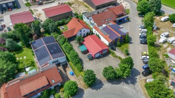 Immobilie in Römerstein - Wohn- und Geschäftshaus | 200 m² Wohnfläche | 150 m² Gewerbehalle | 1.346 m² Grundstück - Bild 0