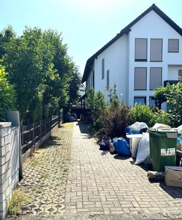 Immobilie in Herzogenaurach - Doppelhaushälfte mit 3 Wohneinheiten in ruhiger Lage - Bild 3