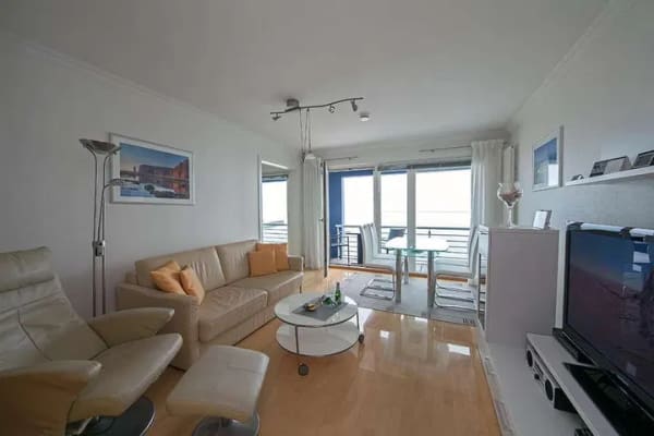 Immobilie in Helgoland - Wunderschöne Zweizimmerwohnung mit Balkon - Blick auf die "Düne" - Bild 0