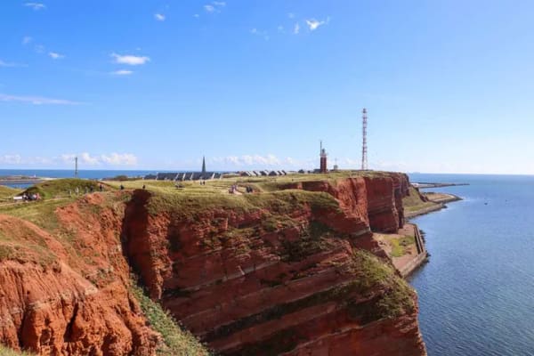 Immobilie in Helgoland - Wunderschöne Zweizimmerwohnung mit Balkon - Blick auf die "Düne" - Bild 4