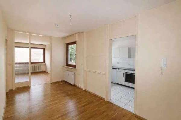 Immobilie in Feldafing - Großzügige 2-Zimmer-Wohnung mit sonnigem Balkon in ruhiger Wohnlage - Bild 4