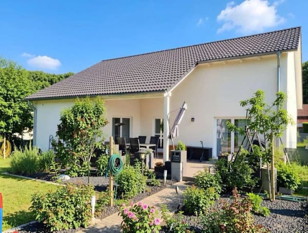 Immobilie in Ebermannstadt - Ebenerdiges Wohnglück mit Komfort und Zukunftspotential - Provisionsfrei! - Bild 1