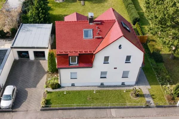 Immobilie in Merseburg - *Wohnen mit Stil – Gepflegtes Zweifamilienhaus mit idyllischem Garten* - Bild 0