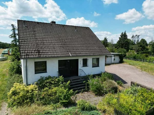 Immobilie in Neustadt am Rübenberge - Platz zum Leben, Platz zum Wachsen - Einfamilienhaus mit viel Potenzial - Bild 0