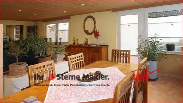 Immobilie in Lindenberg - LINDENBERG - EINFAMILIENHAUS - Die Schönheit, den Charme und das Potential erkennen Sie im Inneren! - Bild 2