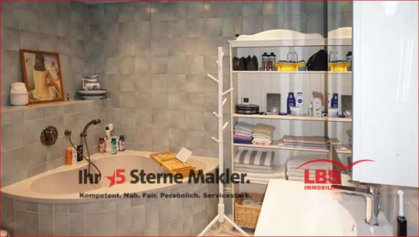 Immobilie in Lindenberg - LINDENBERG - EINFAMILIENHAUS - Die Schönheit, den Charme und das Potential erkennen Sie im Inneren! - Bild 4