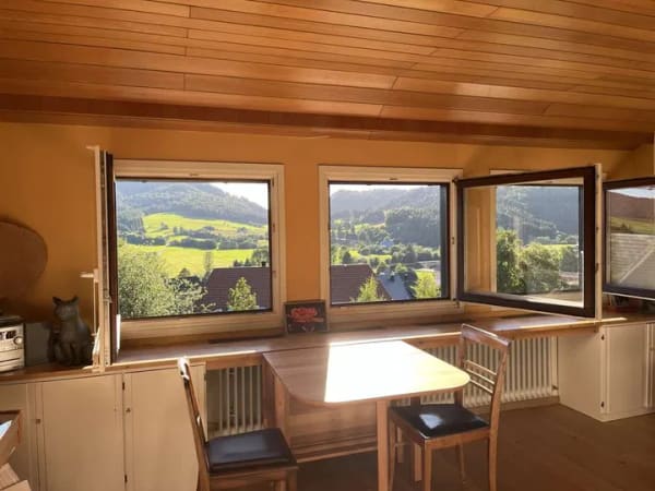 Immobilie in Bernau im Schwarzwald - Bergpanorama pur !  Studiowohnung mit Einbauküche provisionsfrei in Bernau - Bild 0