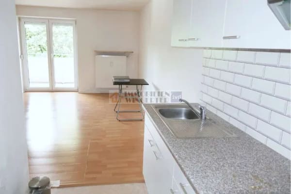 Immobilie in Regensburg - 1 Zimmer-Apartment im begehrten Stadtwesten mit Balkon und Lift - Bild 2