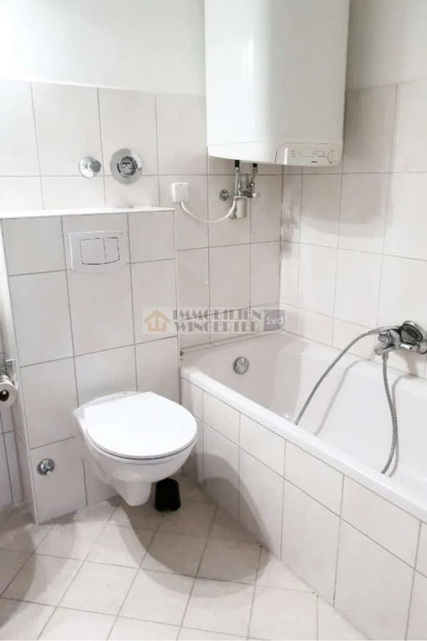 Immobilie in Regensburg - 1 Zimmer-Apartment im begehrten Stadtwesten mit Balkon und Lift - Bild 4