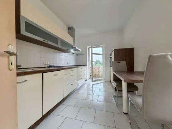 Immobilie in Hartmannsdorf - Hartmannsdorf • Eigentumswohnung • 4 Zimmer • mit Balkon • selbst nutzen! • ab sofort verfügbar - Bild 2