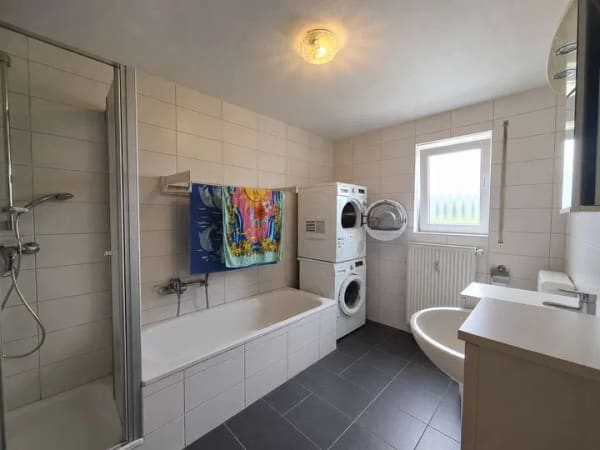 Immobilie in Mackenbach - Mackenbach - Eigentumswohnung, 5 ZKB, 2 Stellplätze, Balkon - Bild 0