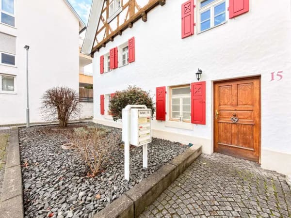 Immobilie in Deizisau - Wohnen mit Charme im Fachwerkhaus: 4,5-Zimmer Maisonette mit Galerie - Bild 2
