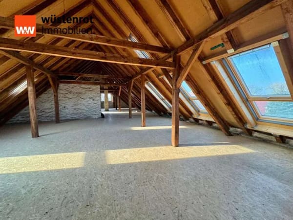 Immobilie in Niedergörsdorf - Circa 23.000€ Einnahmen durch PV-Anlage! MFH mit 5 Einheiten, Garagen und Scheune bei Jüterbog. - Bild 4