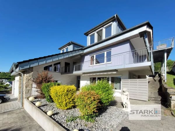 Immobilie in Grünsfeld - Wohnhaus mit traumhafter Aussicht – ideal für Familie, Generationenwohnen & Homeoffice! - Bild 3