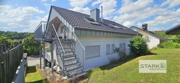 Immobilie in Grünsfeld - Wohnhaus mit traumhafter Aussicht – ideal für Familie, Generationenwohnen & Homeoffice! - Bild 4