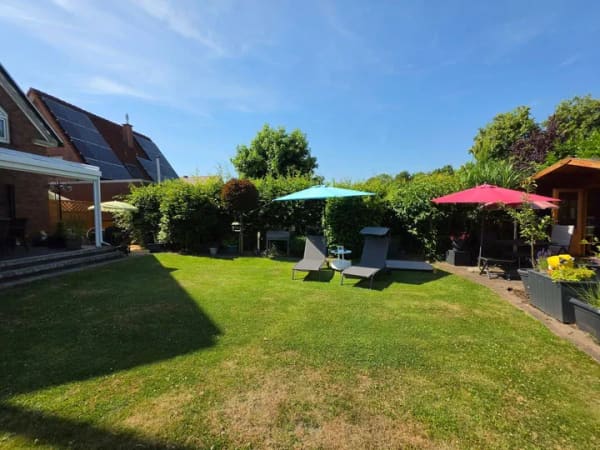 Immobilie in Beelen - Großes Zweifamilienhaus mit Pool & XL-Garten in familienfreundlicher Lage - Bild 4
