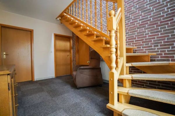 Immobilie in Weener - Familienfreundliches Wohnen in ruhiger Lage - Modernes Einfamilienhaus mit viel Platz und Komfort! - Bild 2