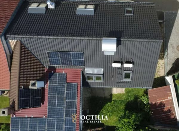 Immobilie in Au in der Hallertau - 357 m² Wohnfläche in zentraler Lage – modernisiertes Wohnhaus mit Entwicklungspotenzial - Bild 2