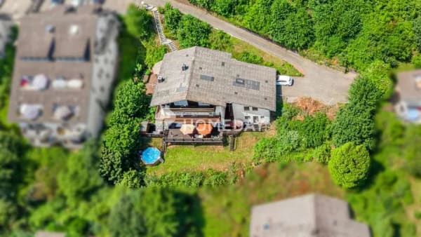 Immobilie in Cölbe - Toller Fernblick inklusive: Drei Wohnungen in charmanter Hanglage von Cölbe - Bild 1