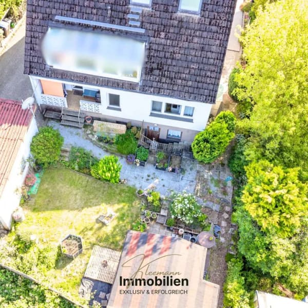 Immobilie in Schwelm - Zweifamilienhaus mit ausgebautem Spitzboden, Garten, Terrasse & Freisitz in grüner Lage - Bild 3
