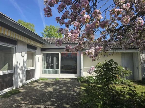 Immobilie in Weinheim - **** Charmantes Wohnen zum BEZAHLBAREN Preis auf Erbbaugrundstück! **** - Bild 1