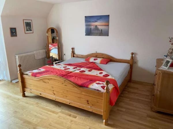 Immobilie in Hohenstein - Tolles Einfamilienhaus mit Scheune, Garage und Balkon - Bild 1