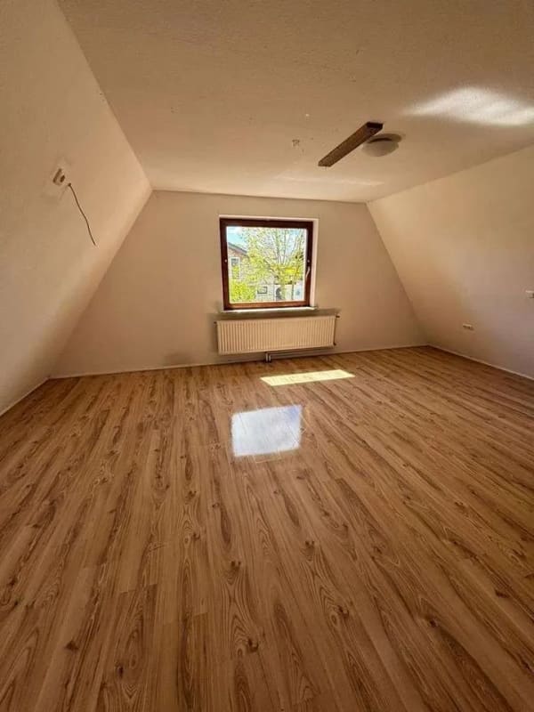Immobilie in Bösdorf - Zweifamilienhaus in traumhafter Feldrandlage mit 1.317 m² Grundstück! - Bild 2