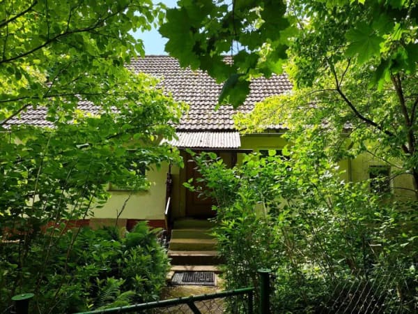 Immobilie in Kyritz - Naturnah wohnen in historischer Parkanlage – Einfamilienhaus mit Entwicklungspotenzial - Bild 0
